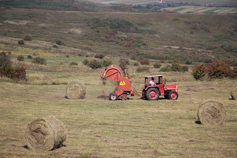 Tractor